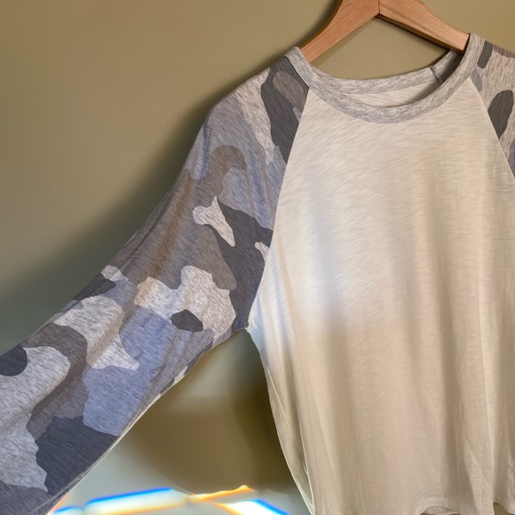 AERIE Real Soft Baseball Tee - Light Heather - Picture 4 of 7